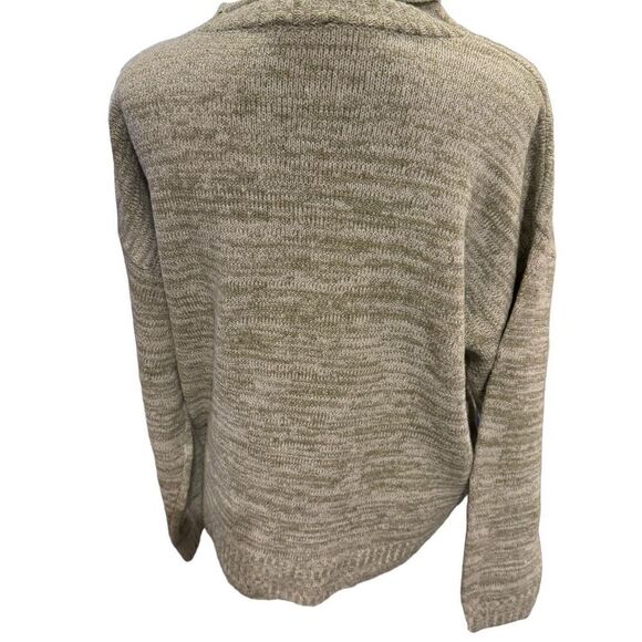 Women's Green Knit Pullover Sweater Long Sleeve Relaxed Fit Size L - NWT - Picture 6 of 9